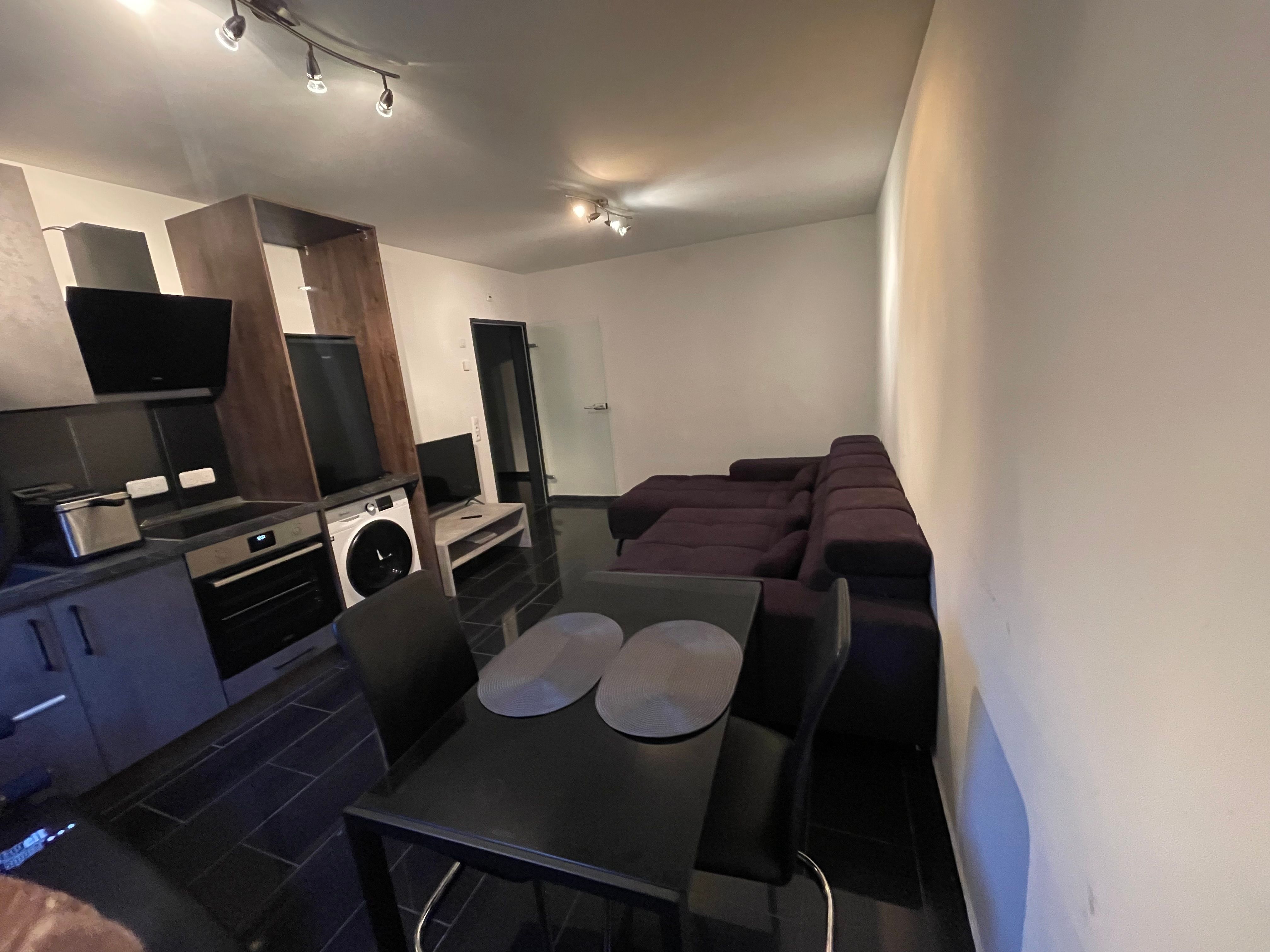 Neat Studio Located In Stolberg - Neat studio located in Stolberg - Gallery - 18