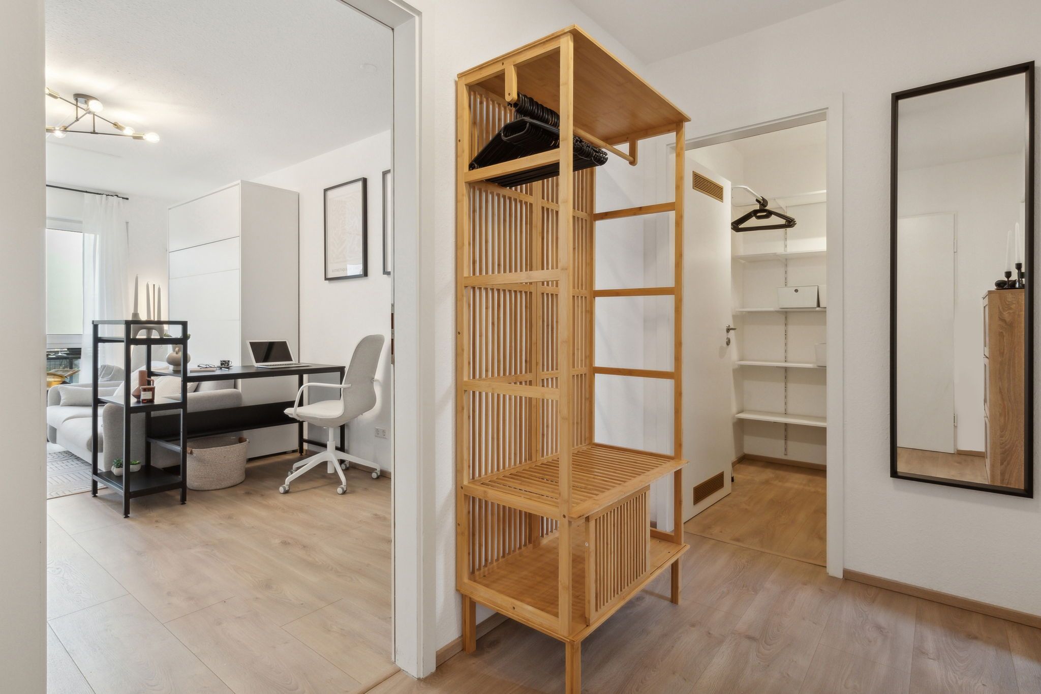 Central & Stylish 1-Bedroom Apartment Next To Lörrach Main Station, Close To Basel - 23