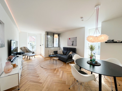 Awesome & wonderful home in Dresden