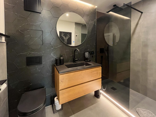 Awesome & wonderful home in Dresden