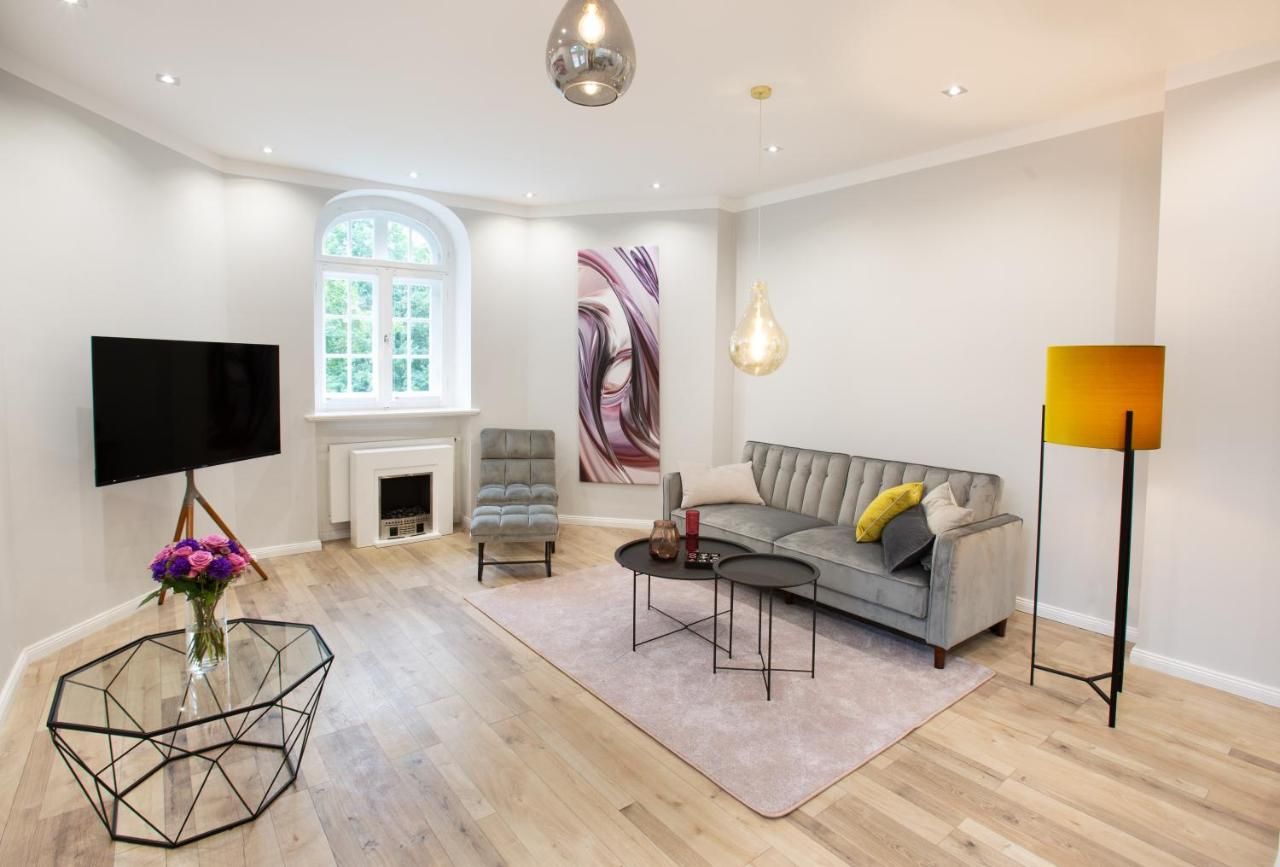 Neat And Cute Suite In Dresden - 1