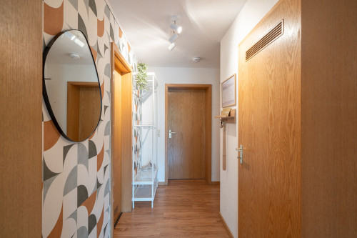 Benville Pirna | business - terrace - car park - Gallery - 9