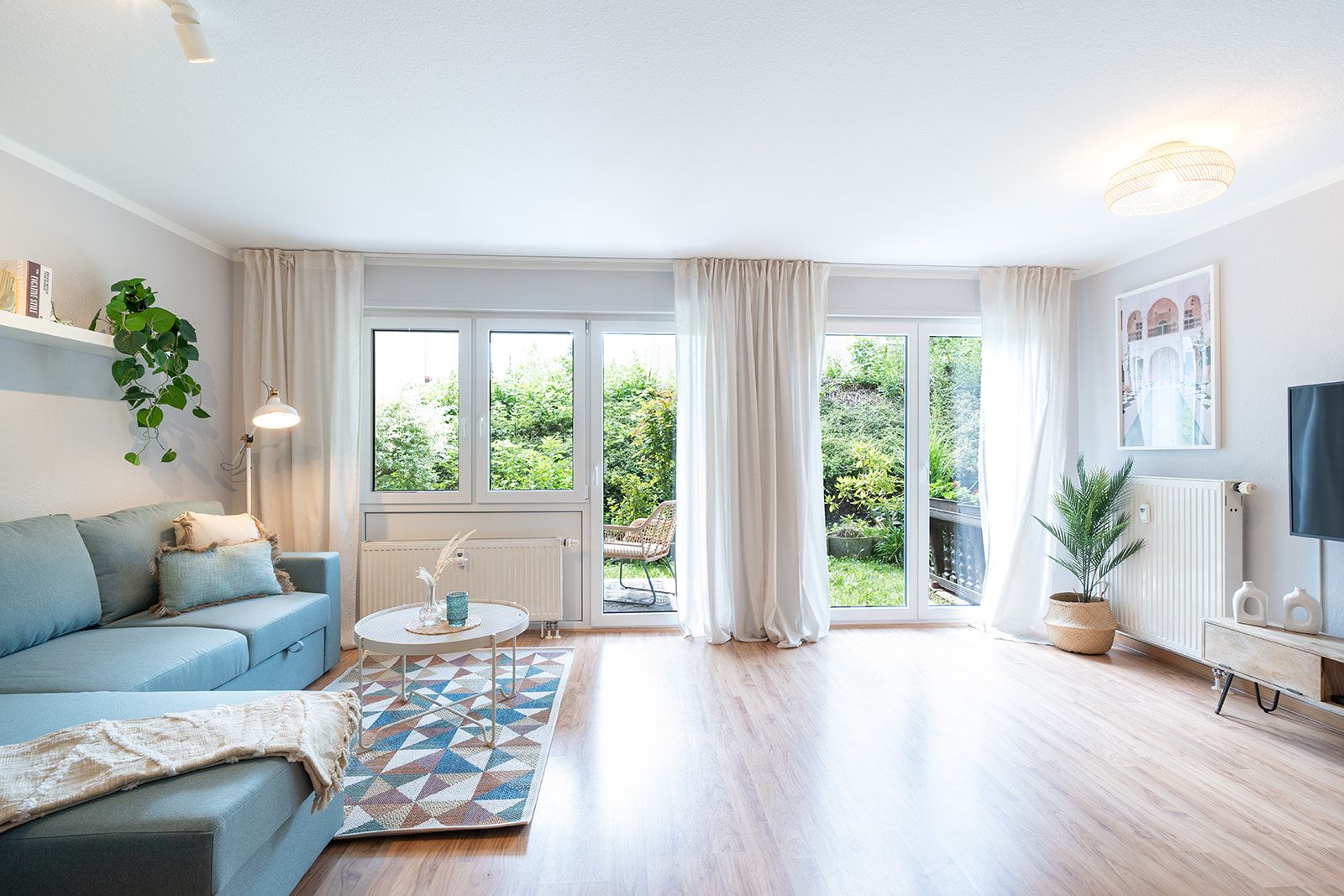 Benville Pirna | Business - Terrace - Car Park - 35