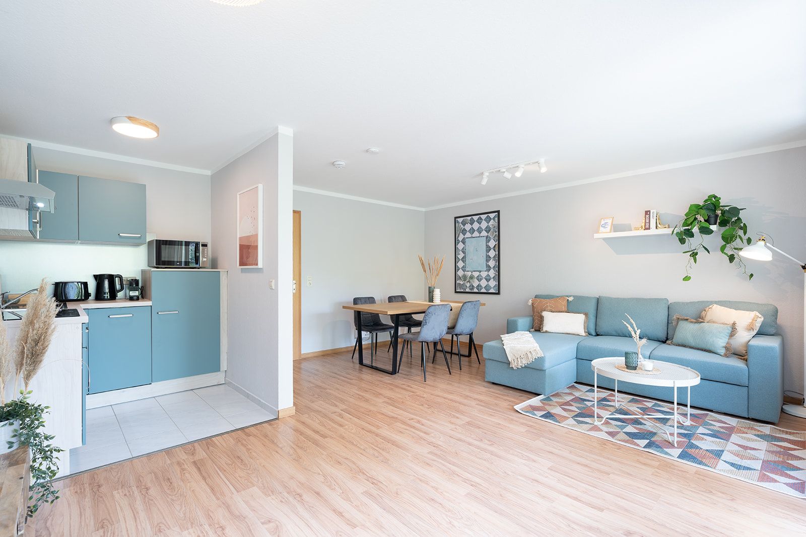 Benville Pirna | Business - Terrace - Car Park - 11