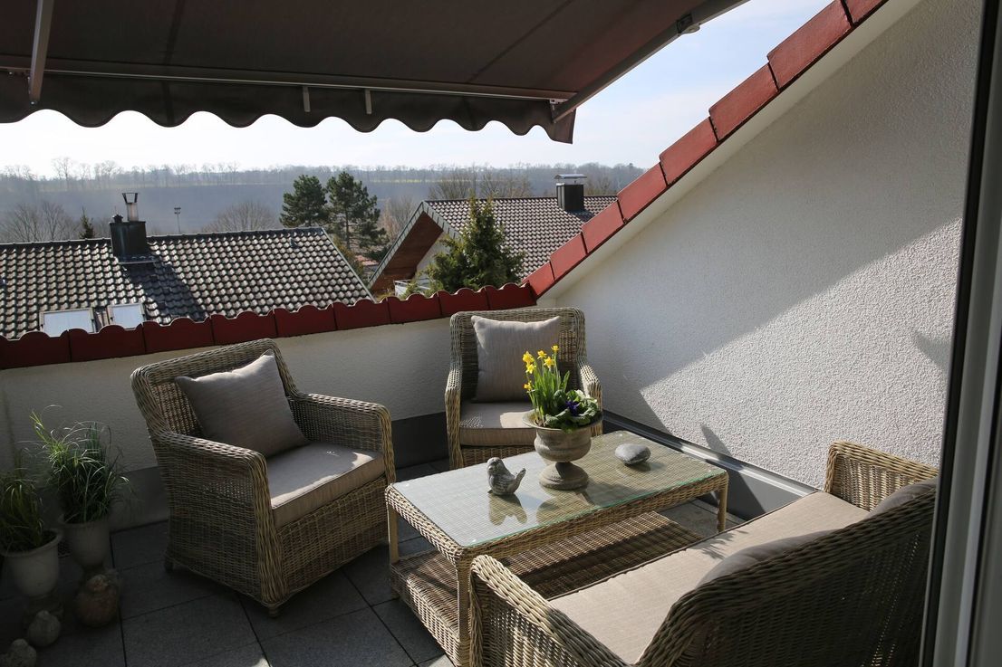 Bright Modern Furnished Apartment With Designer Kitchen And Loggia In Quiet Location In Ludwigsburg - 1