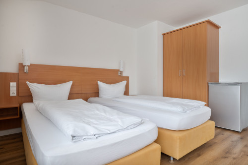 Two Bed Room with own bathroom - Gallery - 17