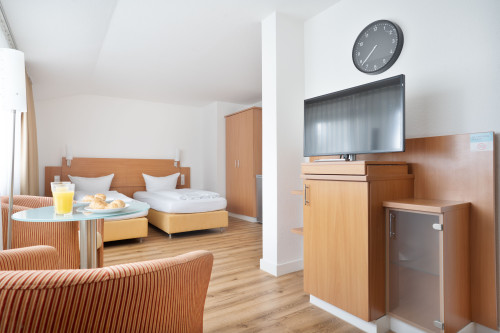 Two Bed Room with own bathroom - Gallery - 22