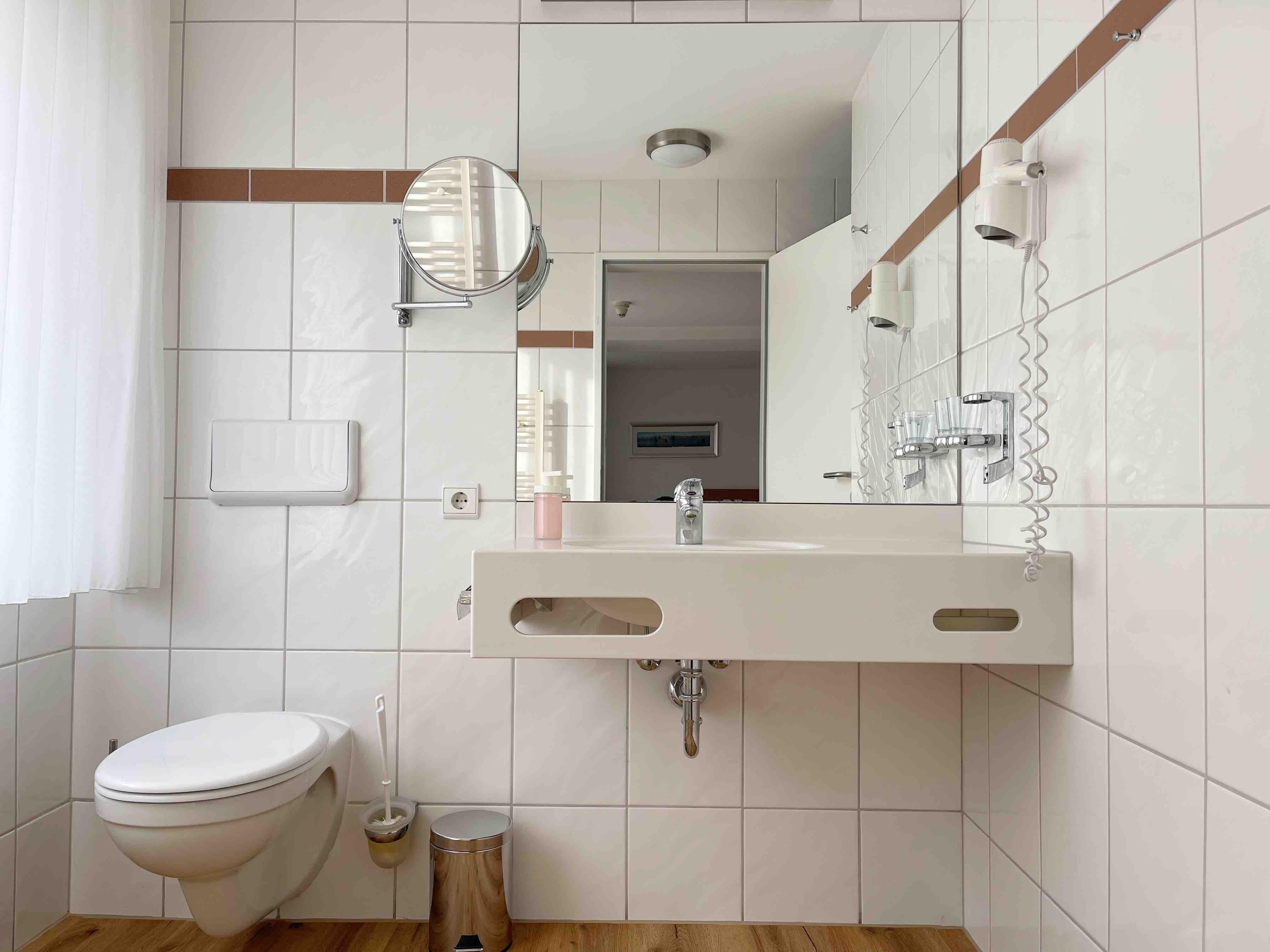 Double Bed Room With Own Bathroom - Double Bed Room with own bathroom - Gallery - 1