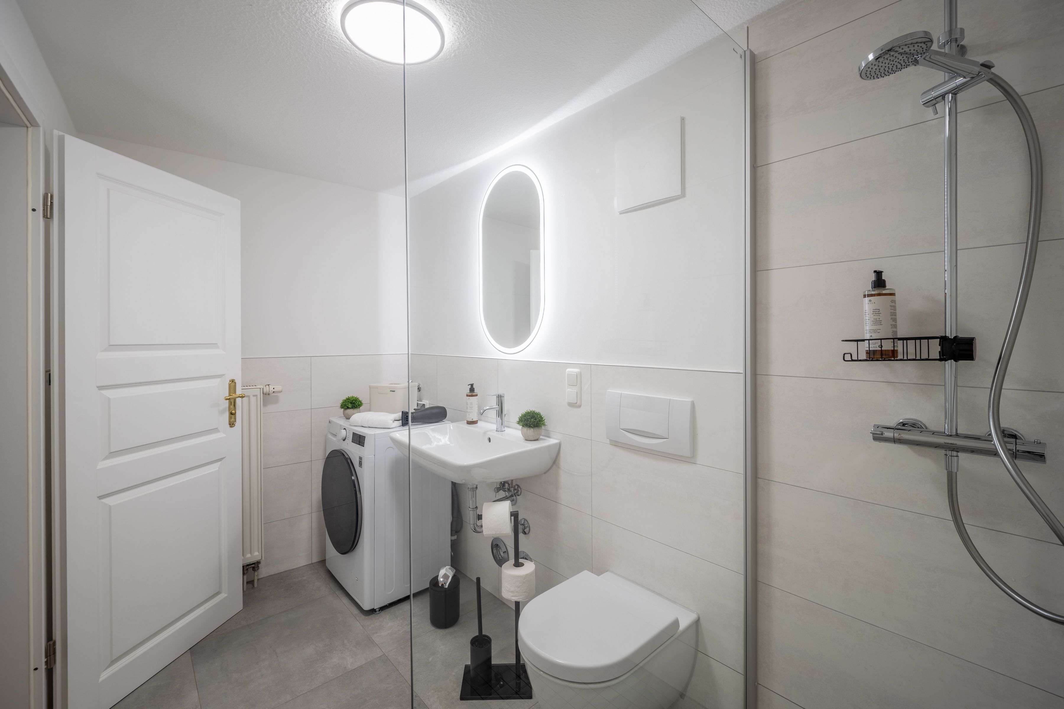 CoView | Pirna | Old Town | Parking Lot | Suite L - 1