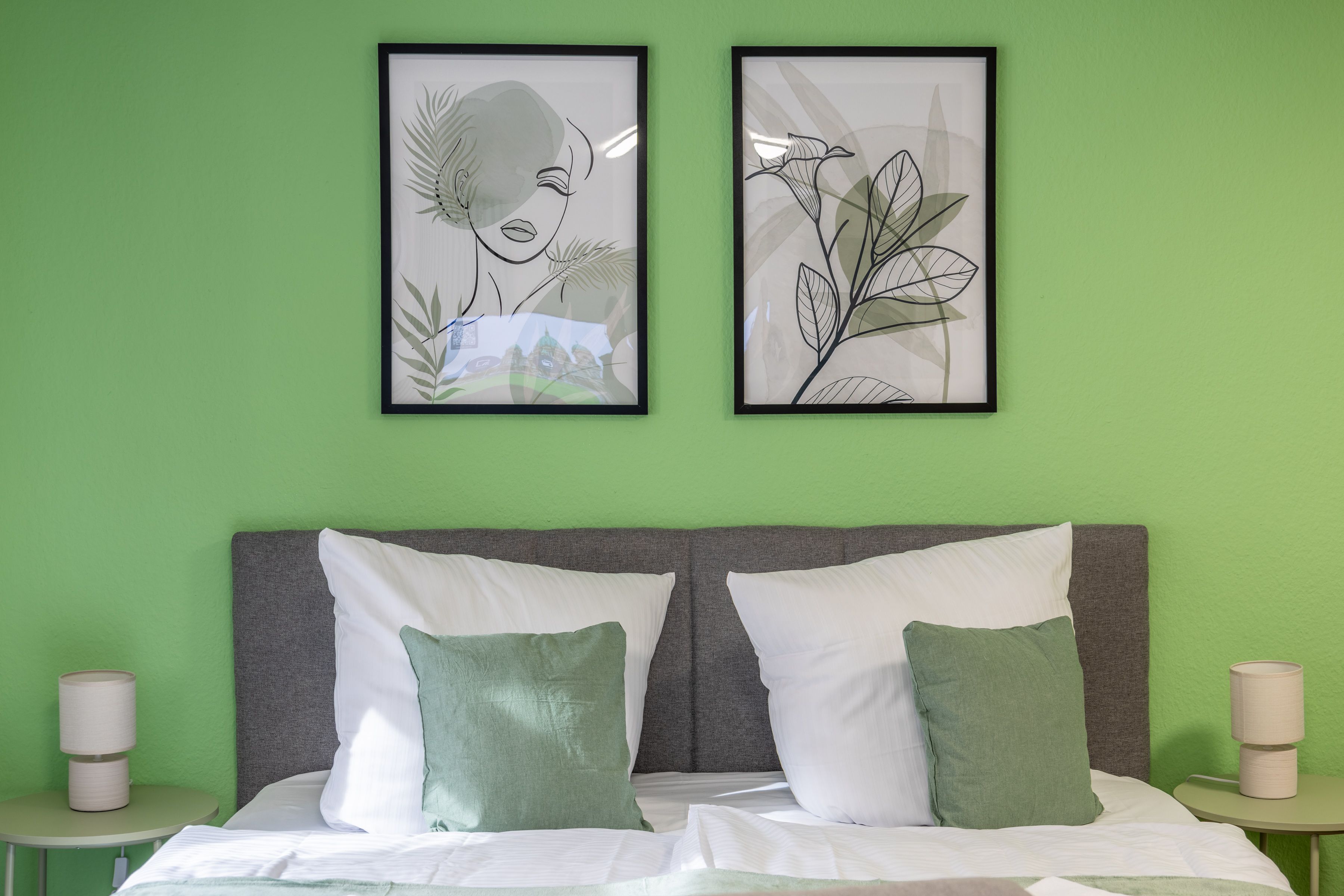 CoView | Pirna | Old Town | Parking Lot | Suite L - 5