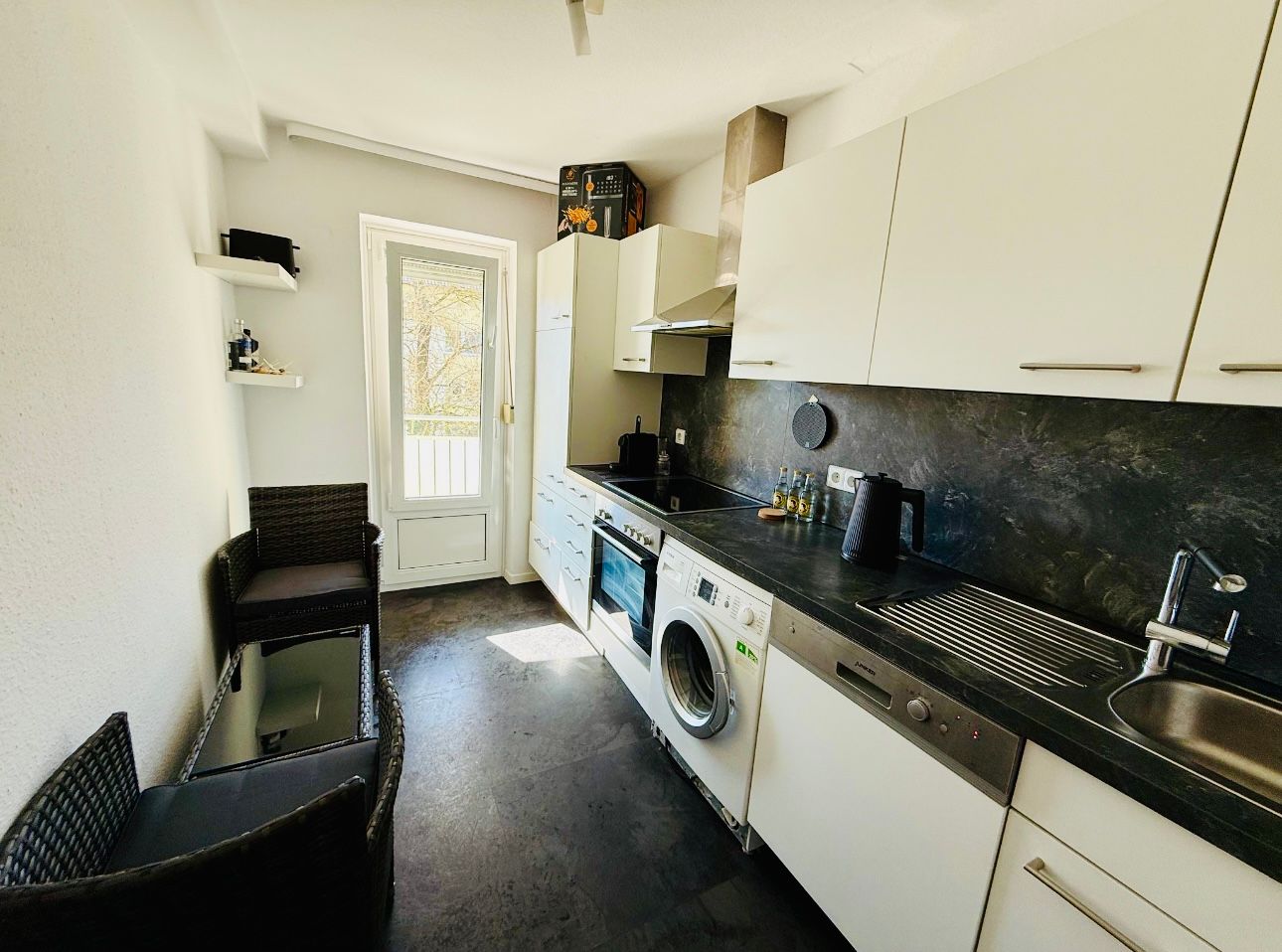  Bright & Fantastic Studio (Sindelfingen)  -  Bright & fantastic studio (Sindelfingen)  - Gallery -  2