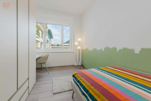Room in Via Malpaga, Trento for 87 m² with 4 bedrooms