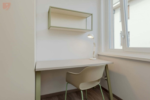 Room in Via Malpaga, Trento for 87 m² with 4 bedrooms