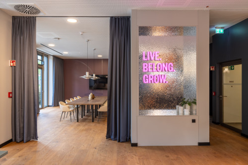 Cozy studio apartment in a coliving community with coworking and gym in Munich - Gallery - 23