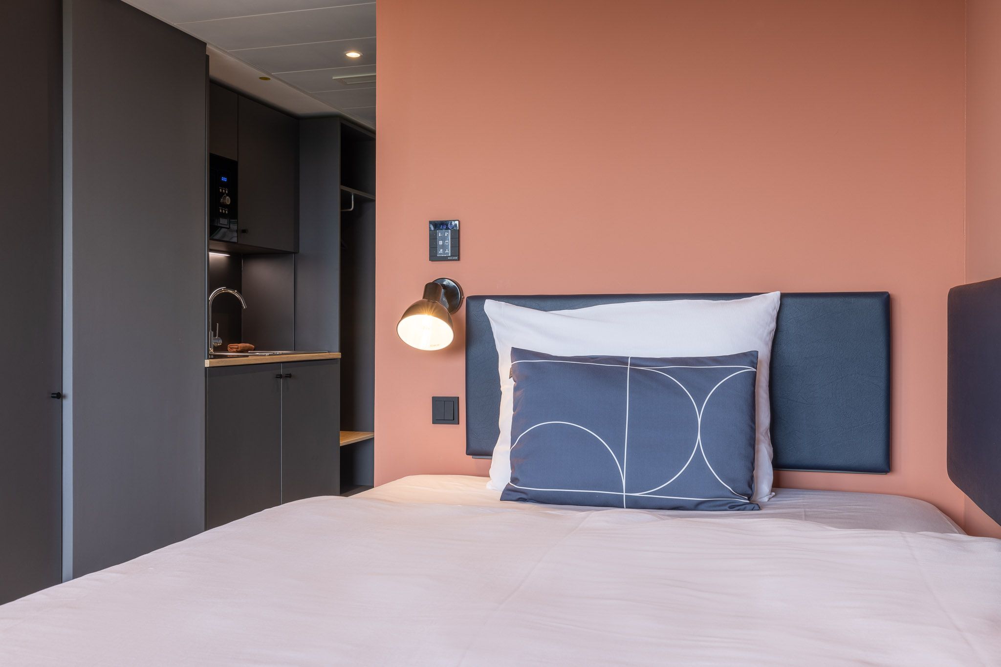 Cozy Studio Apartment In A Coliving Community With Coworking And Gym In Munich - 29