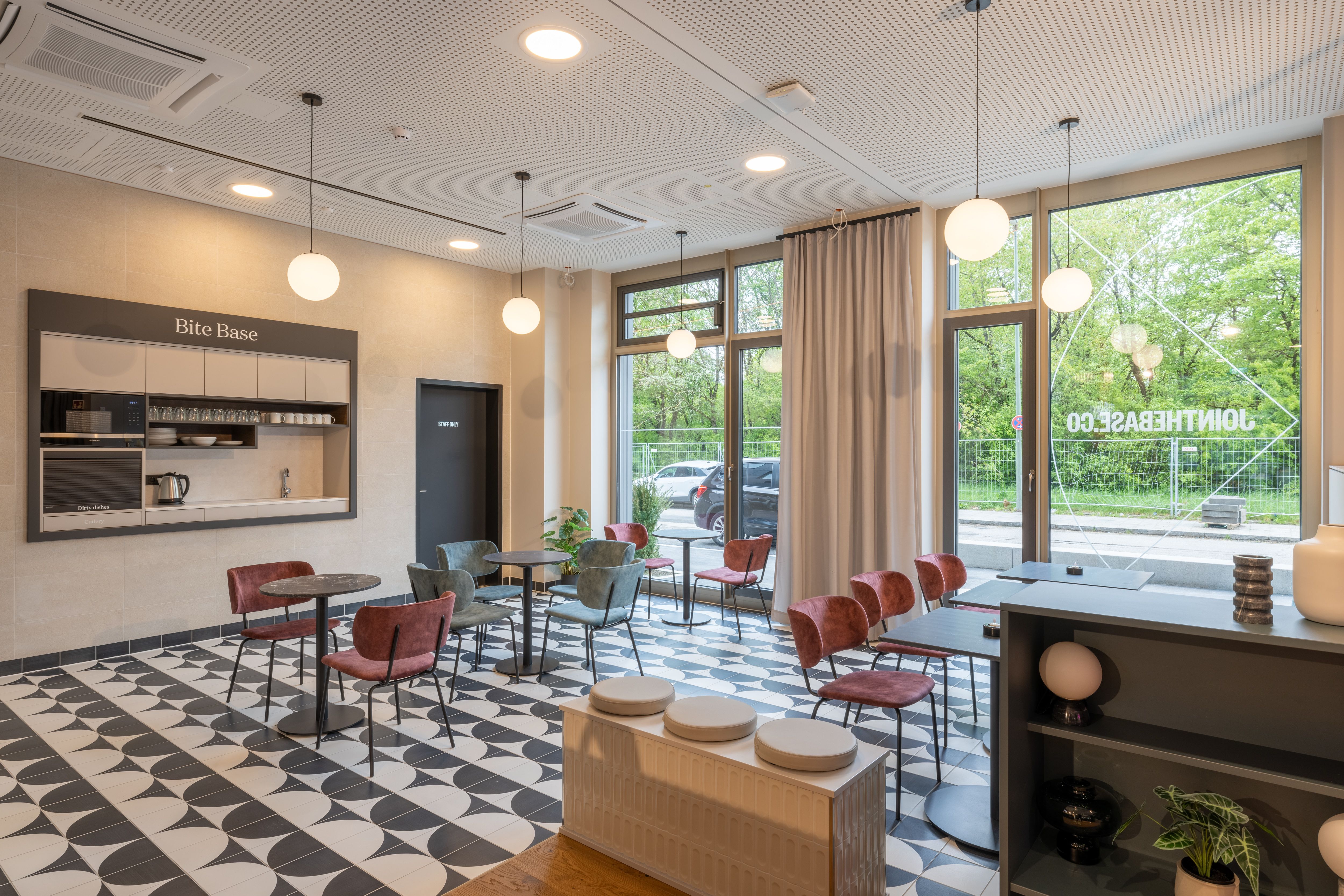 Cozy Studio Apartment In A Coliving Community With Coworking And Gym In Munich - 21