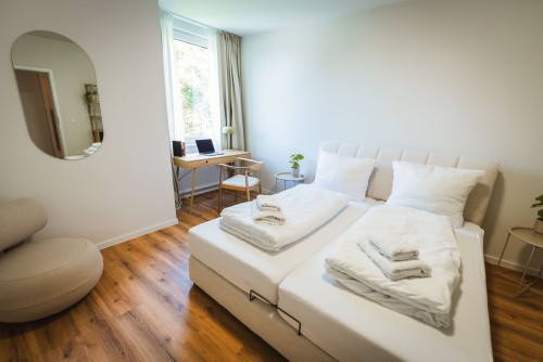 Staylight Penthouse by the French Garden - 7 Min to Old Town - Gallery - 12