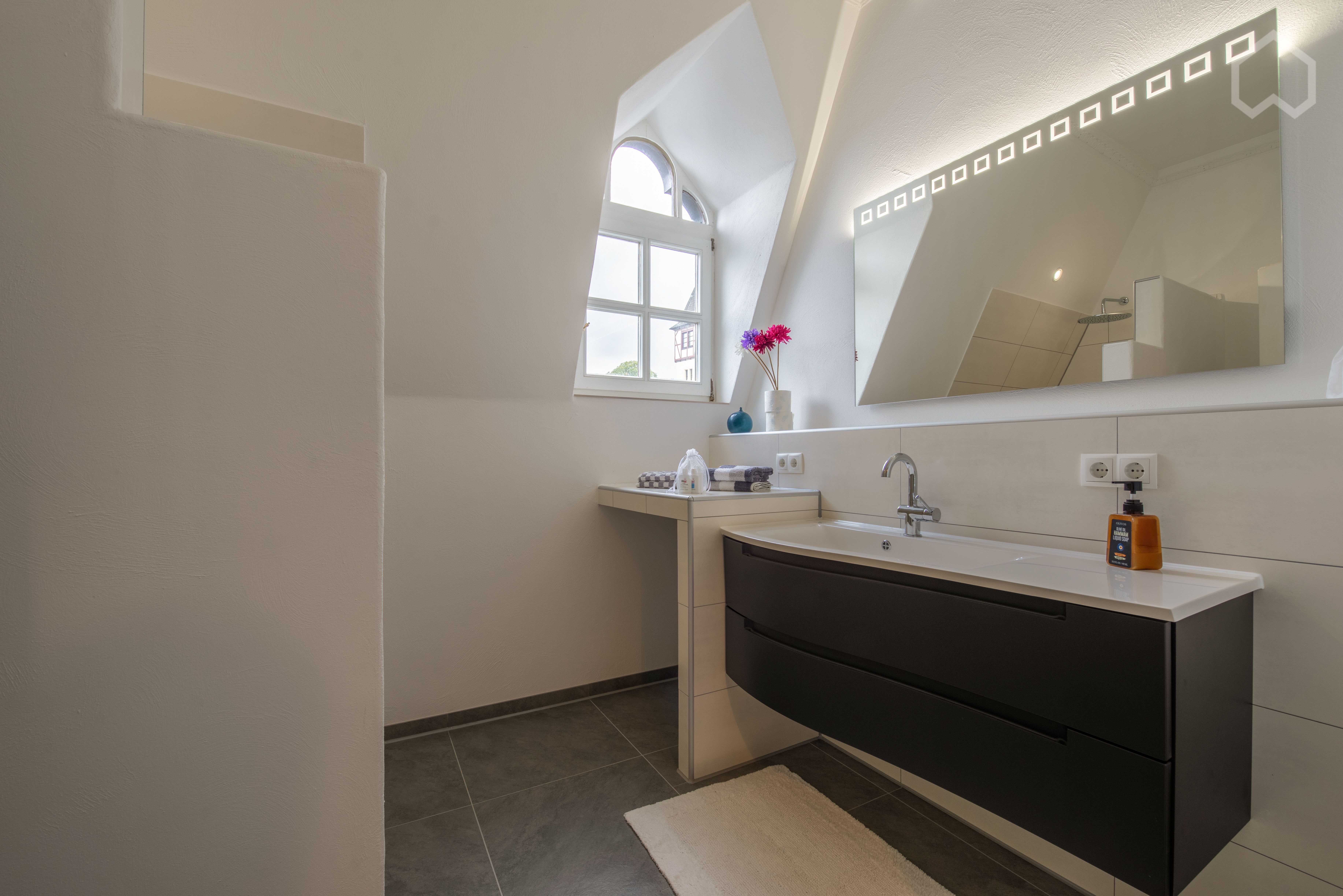  Cute Flat With City View In Koblenz  -  Cute flat with city view in Koblenz  - Gallery -  9