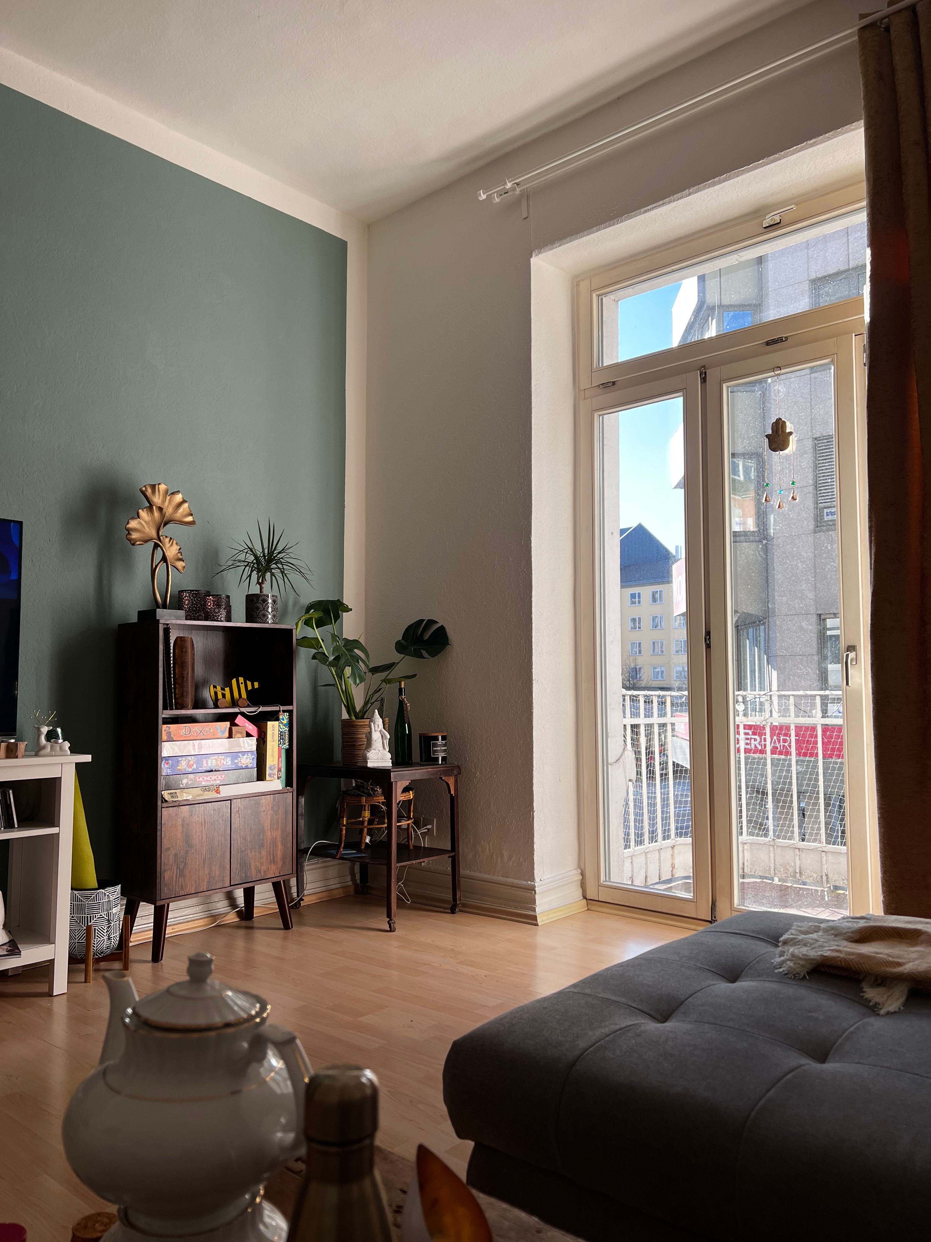Charming, Centrally Located Heritage Apartment - 12