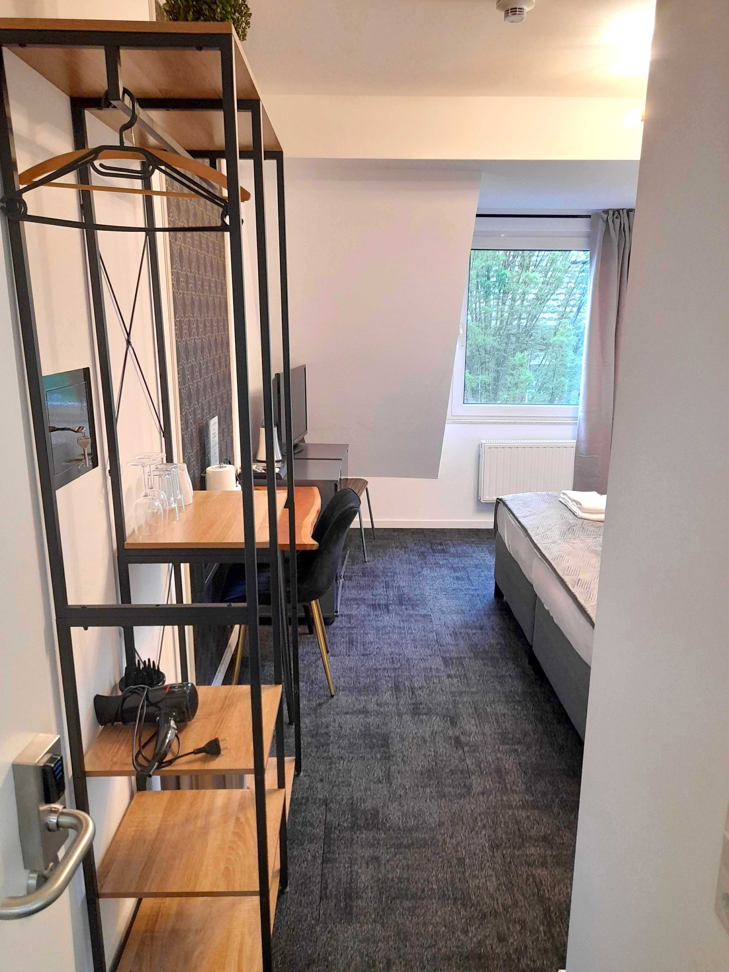 Great And Cozy Room In Bonn | Wi-Fi | TV - 8