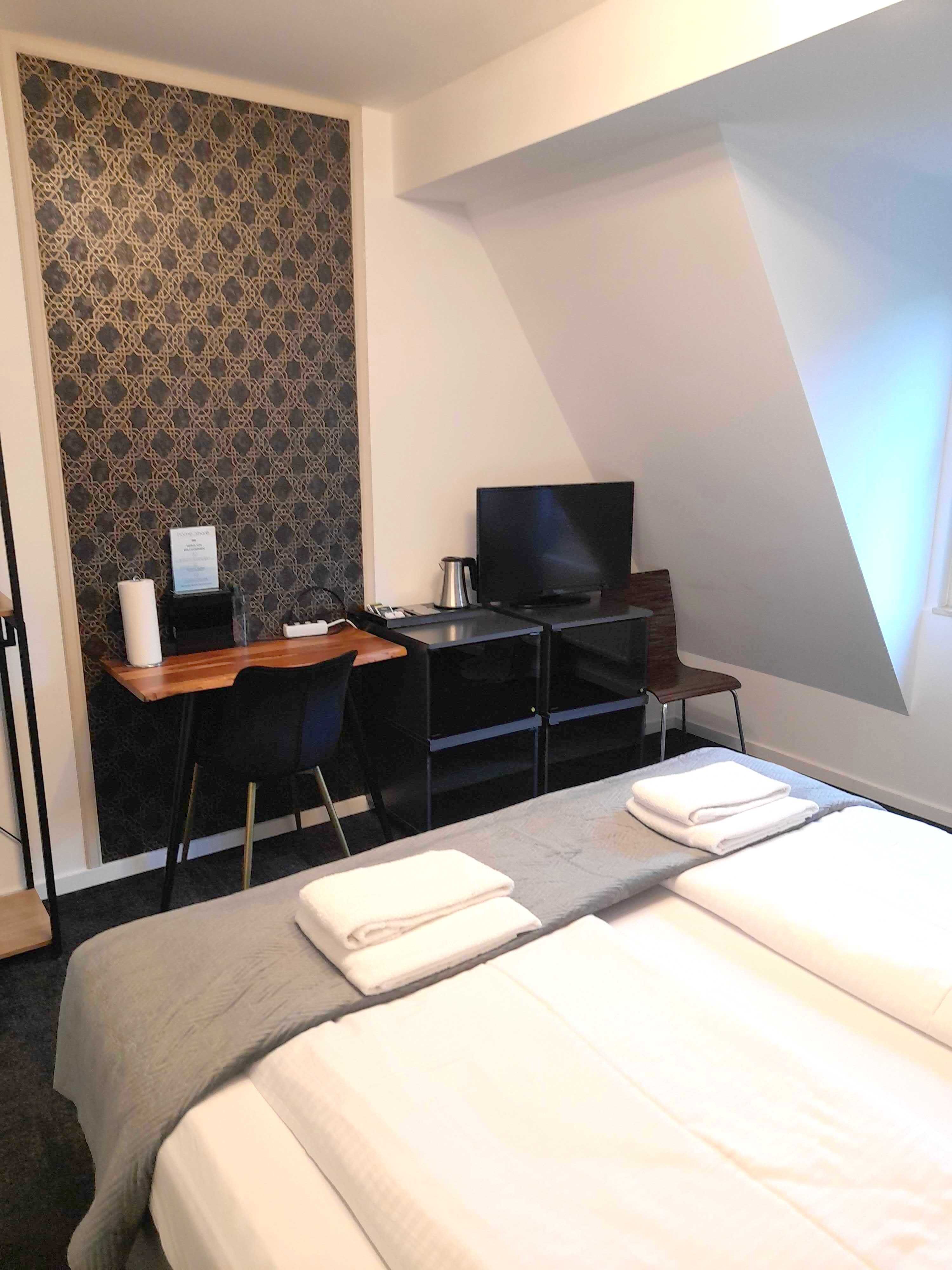 Great And Cozy Room In Bonn | Wi-Fi | TV - 7