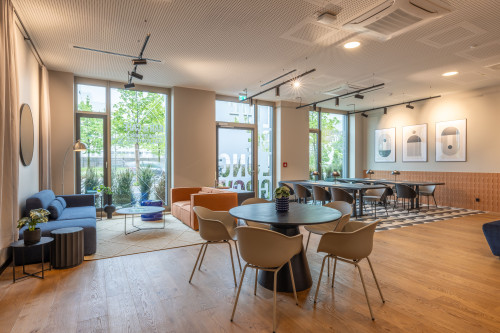 Studio apartment in a quiet courtyard location, Fritz Bender Campus / BMW - Gallery - 3