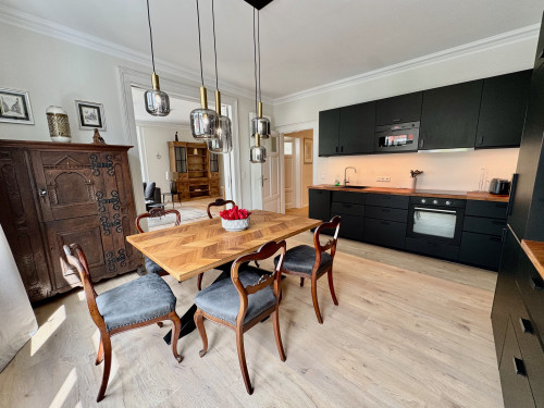 Spacious old town flat with a stylish mix of historical elements and modern comfort - Gallery - 28
