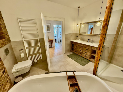 Spacious old town flat with a stylish mix of historical elements and modern comfort - Gallery - 24