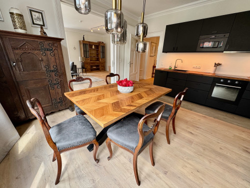 Spacious old town flat with a stylish mix of historical elements and modern comfort - Gallery - 20