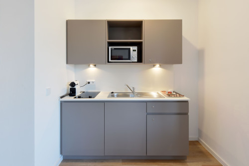 Lovingly furnished Serviced Apartment in the middle of Hürth with large balcony & weekly cleaning - Gallery - 6