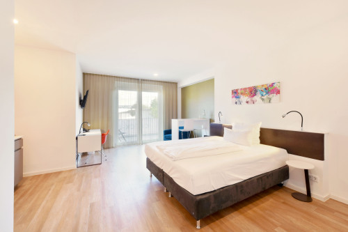 Lovingly furnished Serviced Apartment in the middle of Hürth with large balcony & weekly cleaning - Gallery - 15