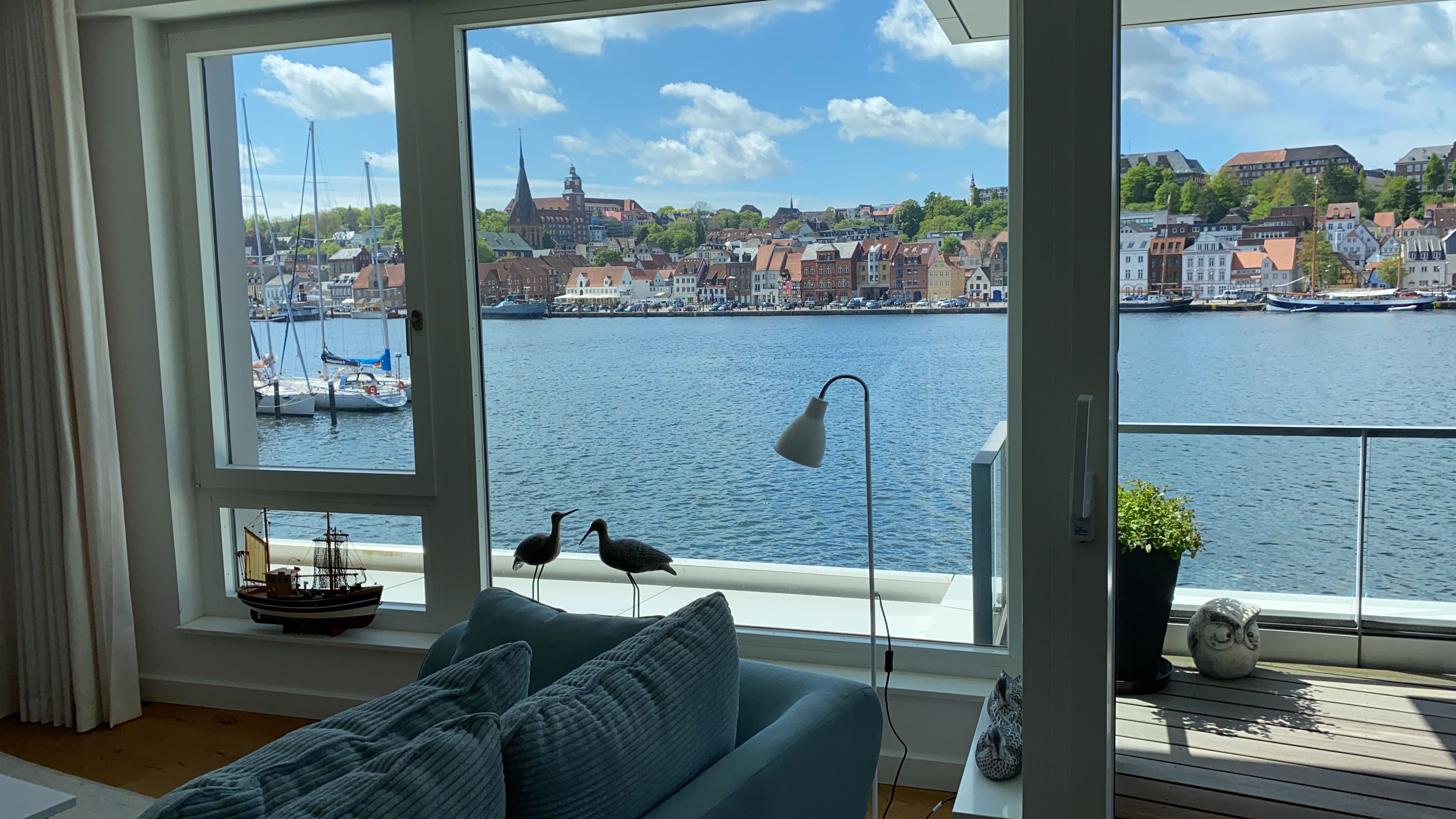 Bright And Lovely Studio In Flensburg - 4