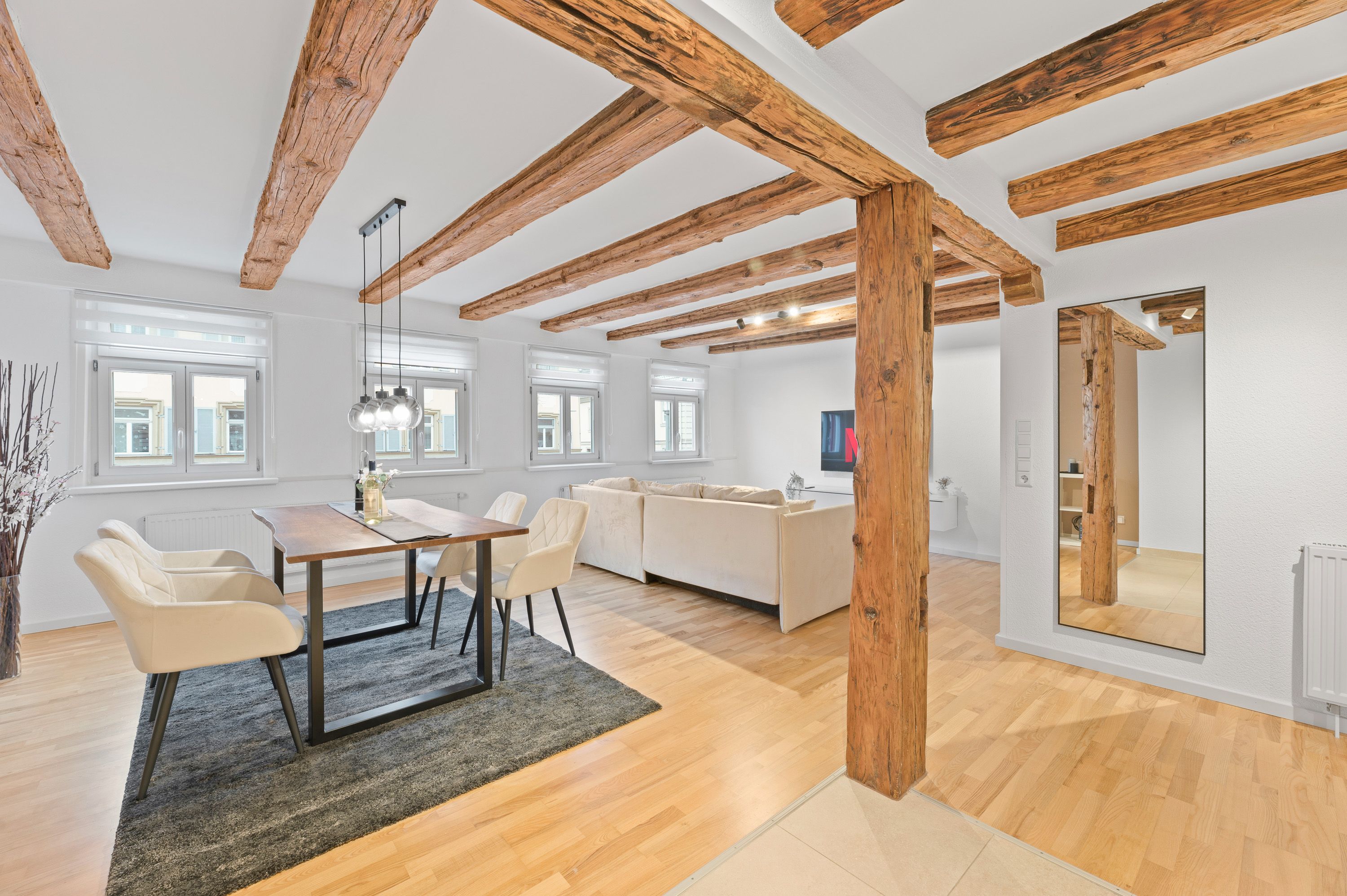 Modern Old Apartment | Center | Kingsize Bed - 1