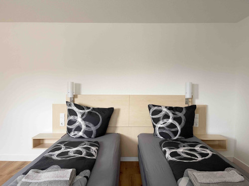Trendy two-bed studio with kitchen - Gallery - 23