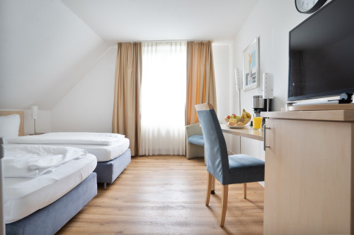 Trendy two-bed studio with kitchen - Gallery - 31