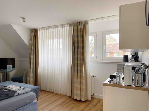 Trendy two-bed studio with kitchen - Gallery - 21