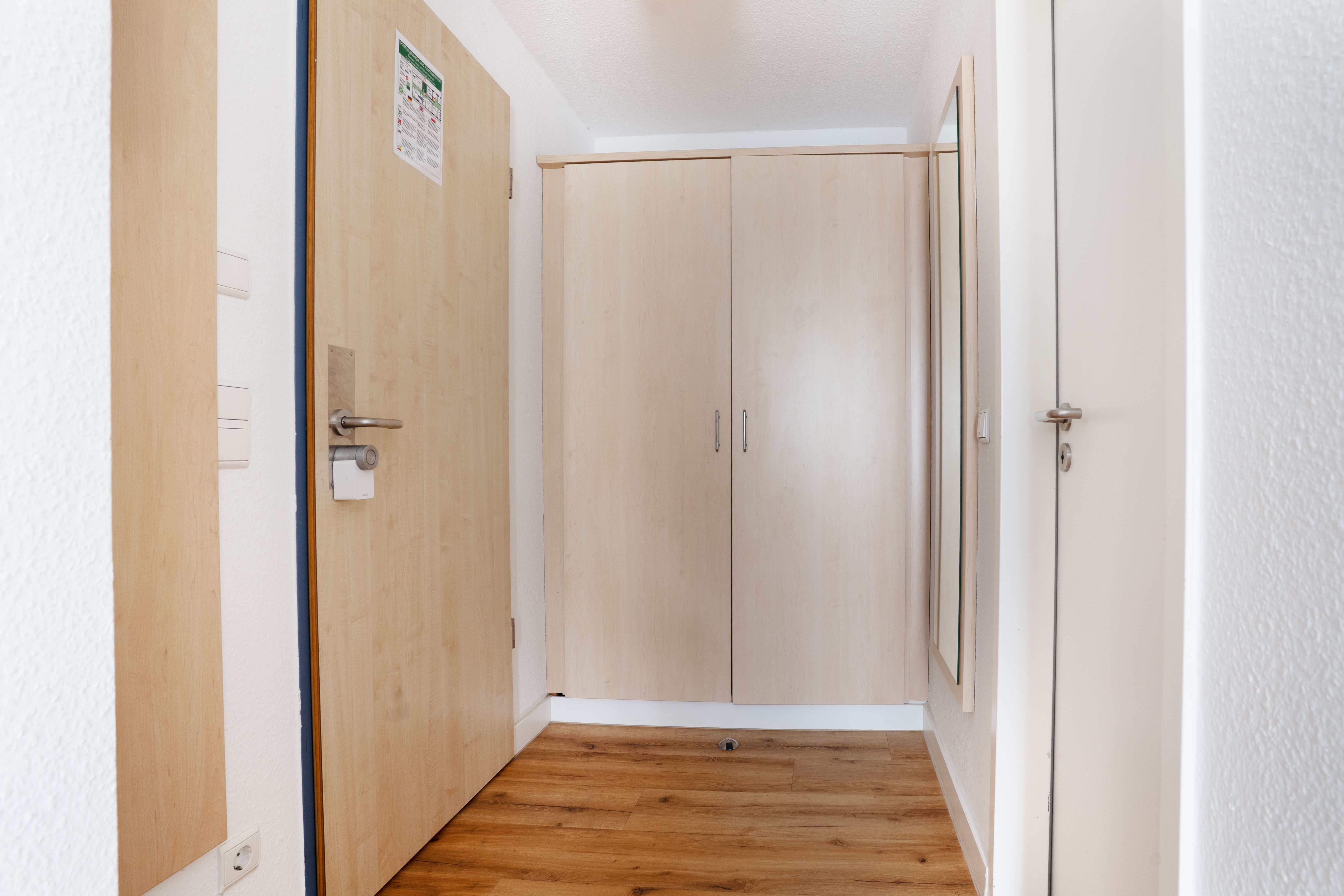Trendy Two-Bed Studio With Kitchen - 21