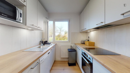 Welcoming double bedroom in Montigny-le-Bretonneux - Gallery - 5
