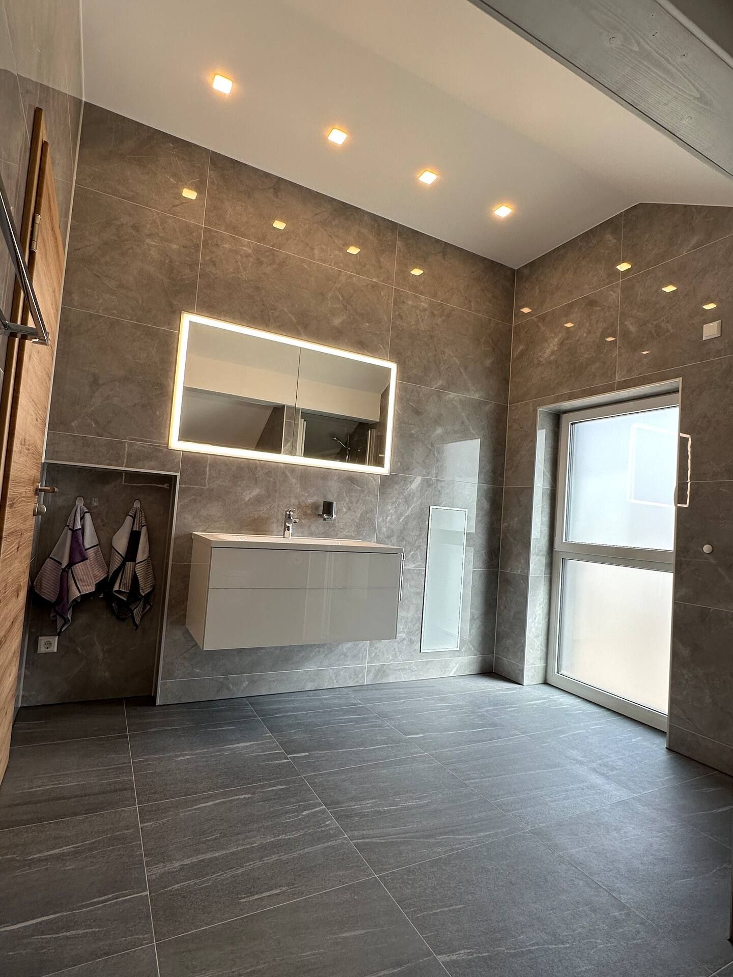 Cozy 3 Rooms To Relax Near To Porsche & Bosch - Cozy 3 rooms to relax near to Porsche & Bosch - Gallery - 11