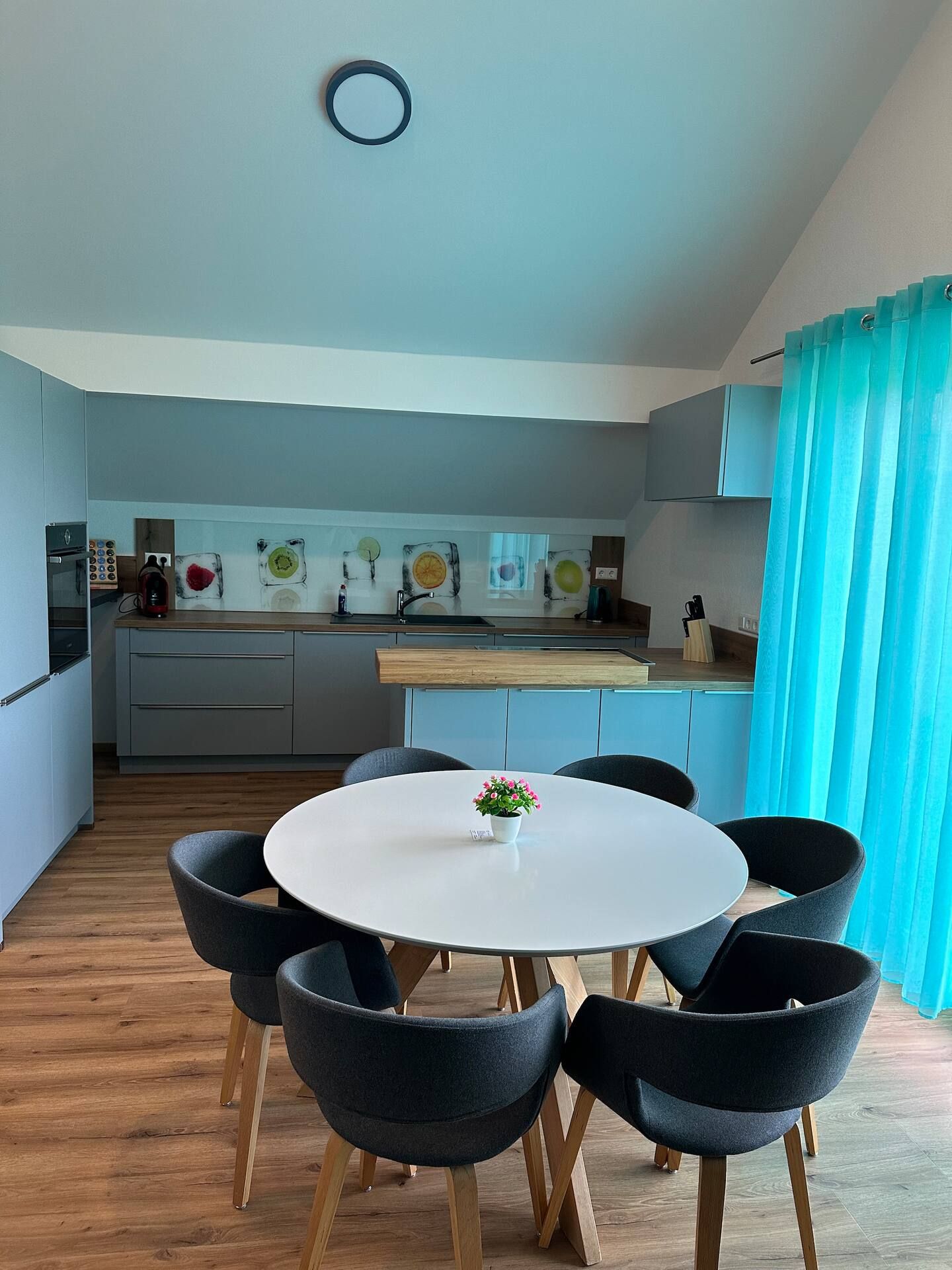 Cozy 3 Rooms To Relax Near To Porsche & Bosch - Cozy 3 rooms to relax near to Porsche & Bosch - Gallery - 1