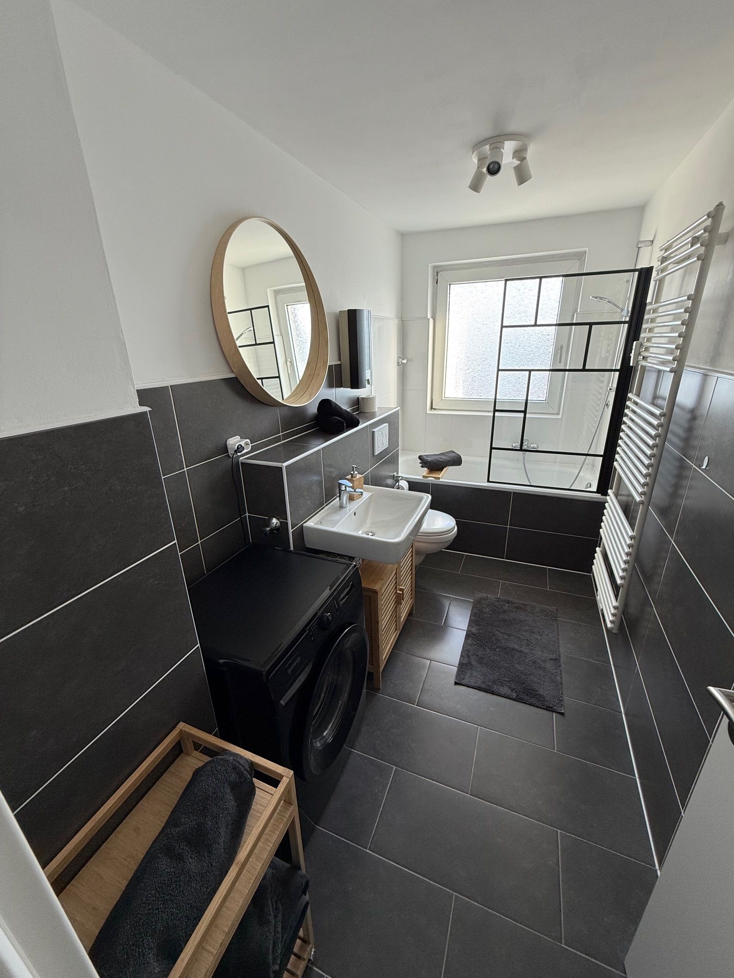 Furnished 3-Room Flat (80 M²) In Dortmund City Centre - Ideal For Companies, Project Workers & Fitte - 1