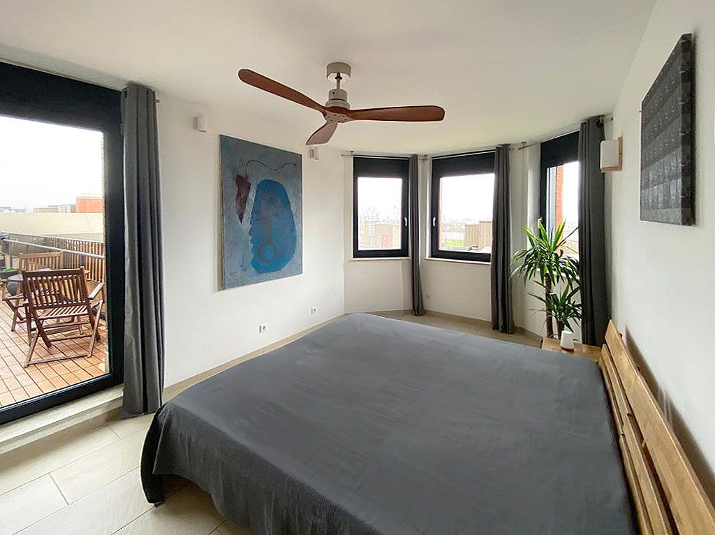 Extraordinary& Cosy: Penthouse Wolke7 In Neuss/Düsseldorf - 2