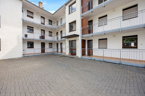 3 Beds | WHU 1 min | Ground Floor – ZachaStay