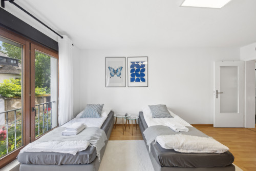 3 Beds | WHU 1 min | Ground Floor – ZachaStay - Gallery - 16
