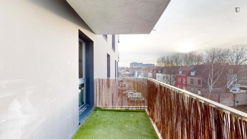 Lovely double bedroom near the Marbrerie metro