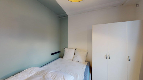 Charismatic double bedroom close to the Cormontaigne metro