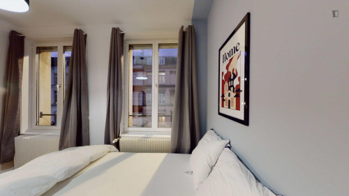 Elegant double bedroom in Esquermes