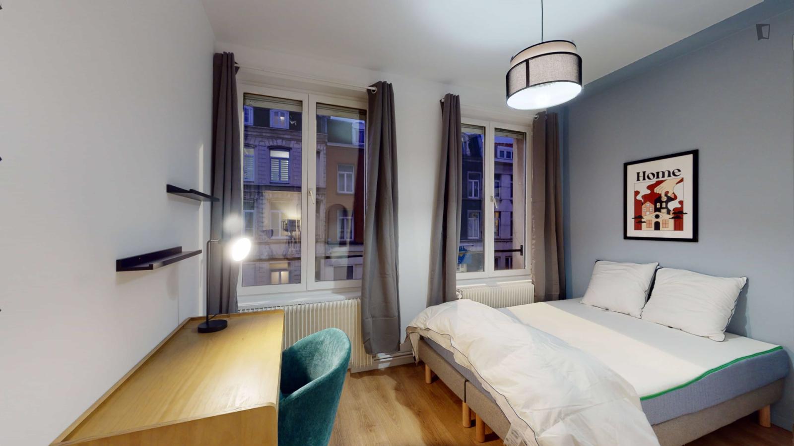  Elegant Double Bedroom In Esquermes  -  Elegant double bedroom in Esquermes  - Gallery -  1