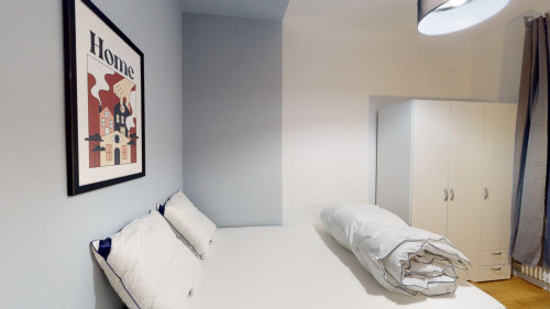 Tasteful double bedroom in Esquermes