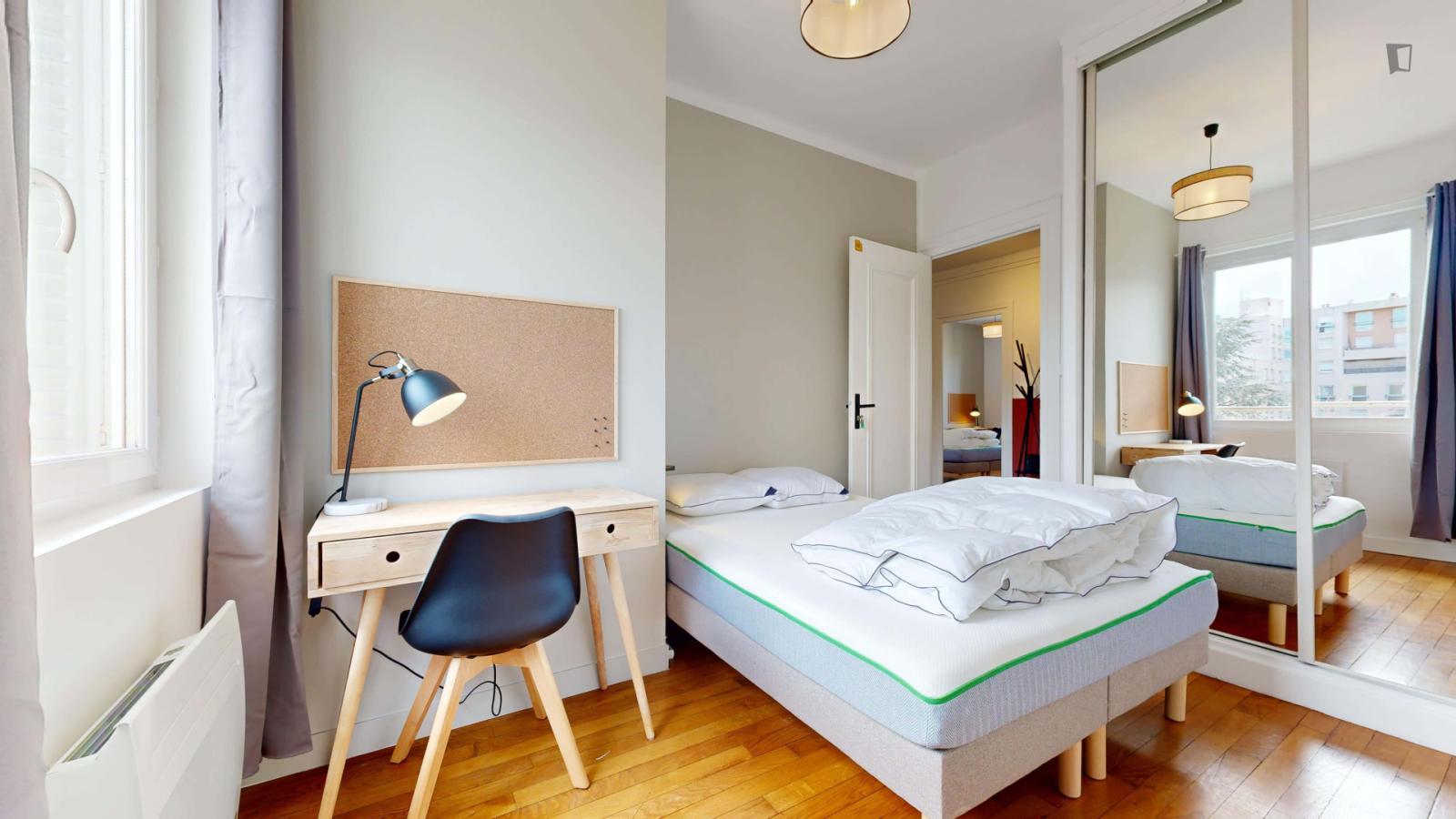  Wonderful Double Bedroom Near The Part Dieu Train Station  -  Wonderful double bedroom near the Part Dieu train station  - Gallery -  1